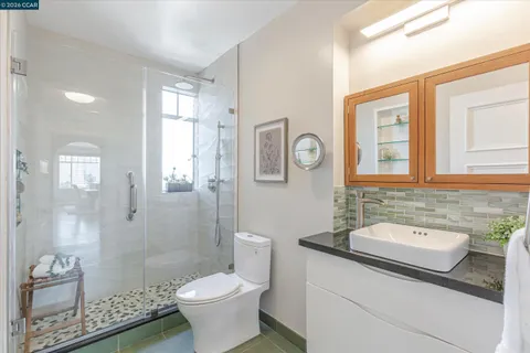 $740,000 | 492 Staten Avenue, Unit 1102, Oakland, CA 94610