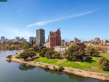 $740,000 | 492 Staten Avenue, Unit 1102, Oakland, CA 94610