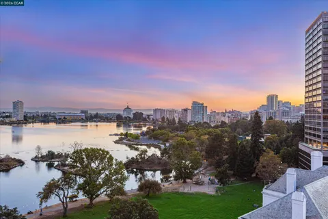 $740,000 | 492 Staten Avenue, Unit 1102, Oakland, CA 94610