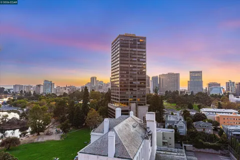 $740,000 | 492 Staten Avenue, Unit 1102, Oakland, CA 94610