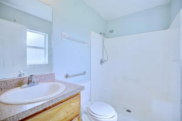 $210,000 | 276 Willow Avenue, Eagle Lake, FL 33839