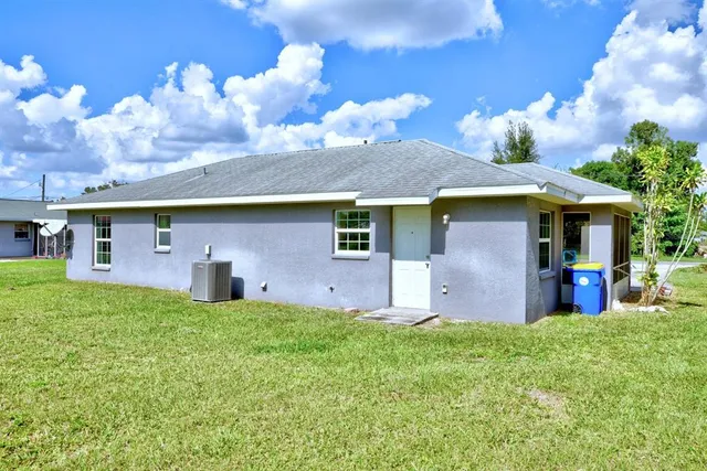 $210,000 | 276 Willow Avenue, Eagle Lake, FL 33839