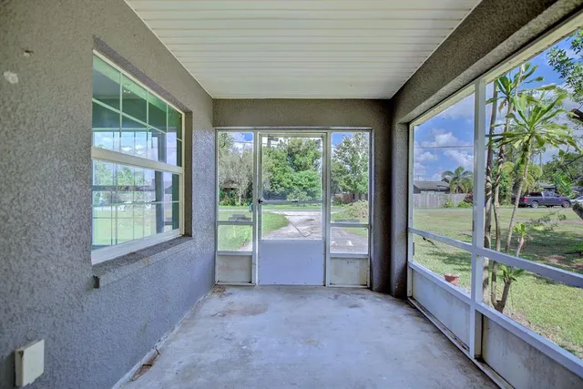 $210,000 | 276 Willow Avenue, Eagle Lake, FL 33839