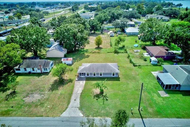 $210,000 | 276 Willow Avenue, Eagle Lake, FL 33839