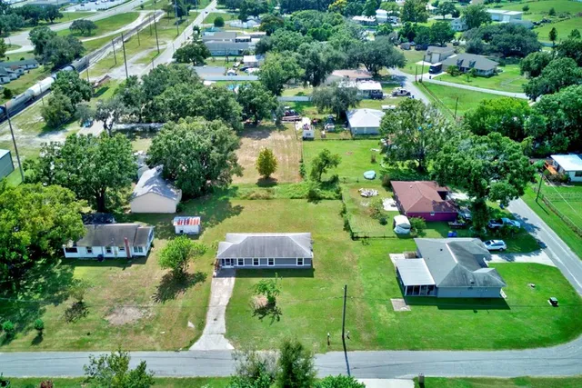 $210,000 | 276 Willow Avenue, Eagle Lake, FL 33839