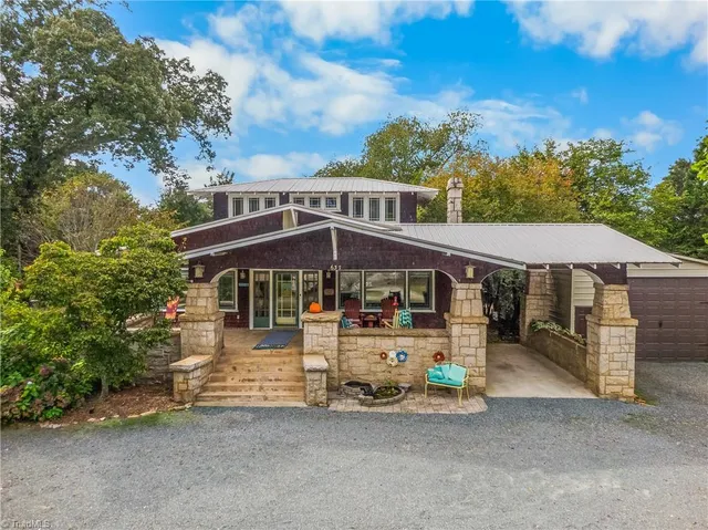 $525,000 | 637 Stokesburg Road, Walnut Cove, NC 27052