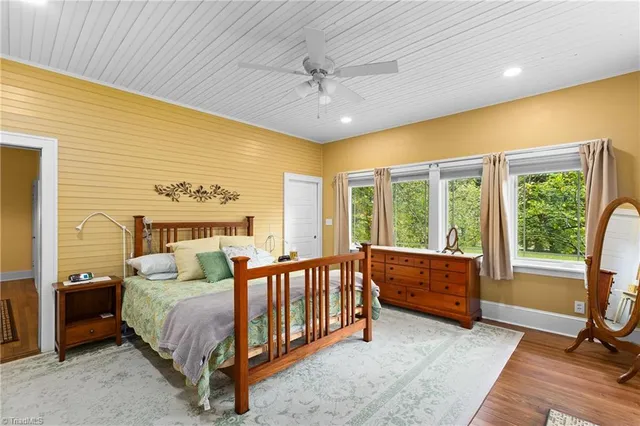 $525,000 | 637 Stokesburg Road, Walnut Cove, NC 27052