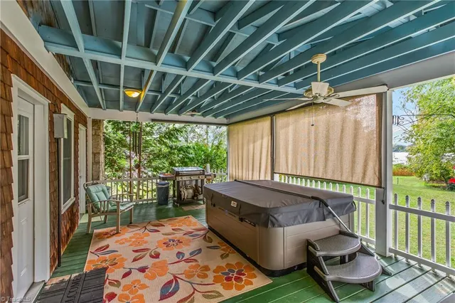 $525,000 | 637 Stokesburg Road, Walnut Cove, NC 27052