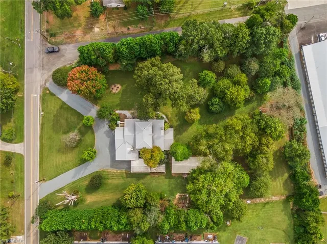 $525,000 | 637 Stokesburg Road, Walnut Cove, NC 27052
