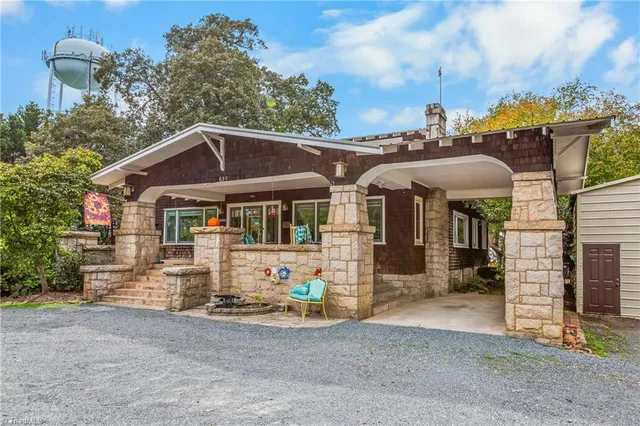 $525,000 | 637 Stokesburg Road, Walnut Cove, NC 27052