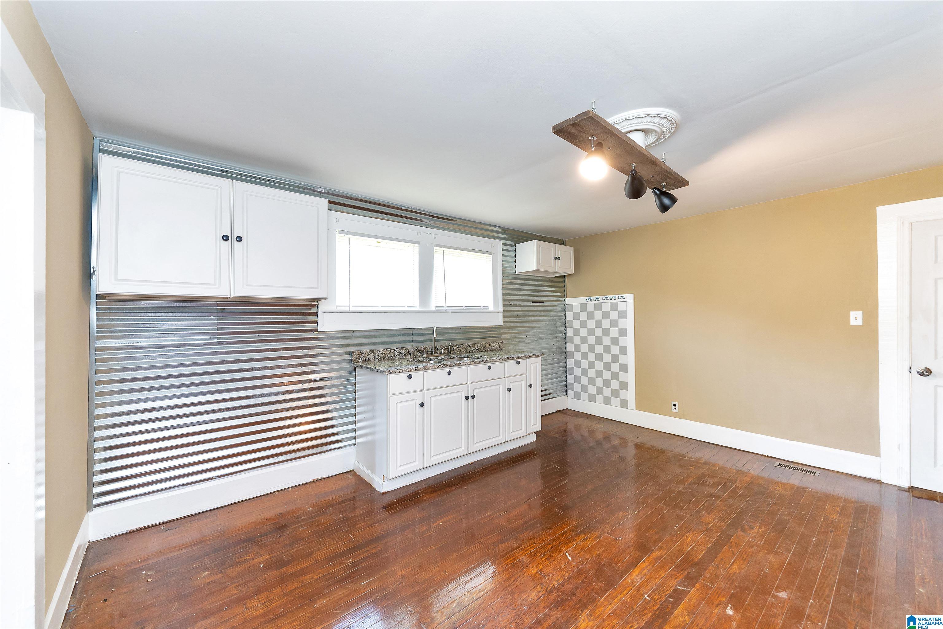 127 Pine Avenue Bessemer, AL 35023 - Photo 8 of 17