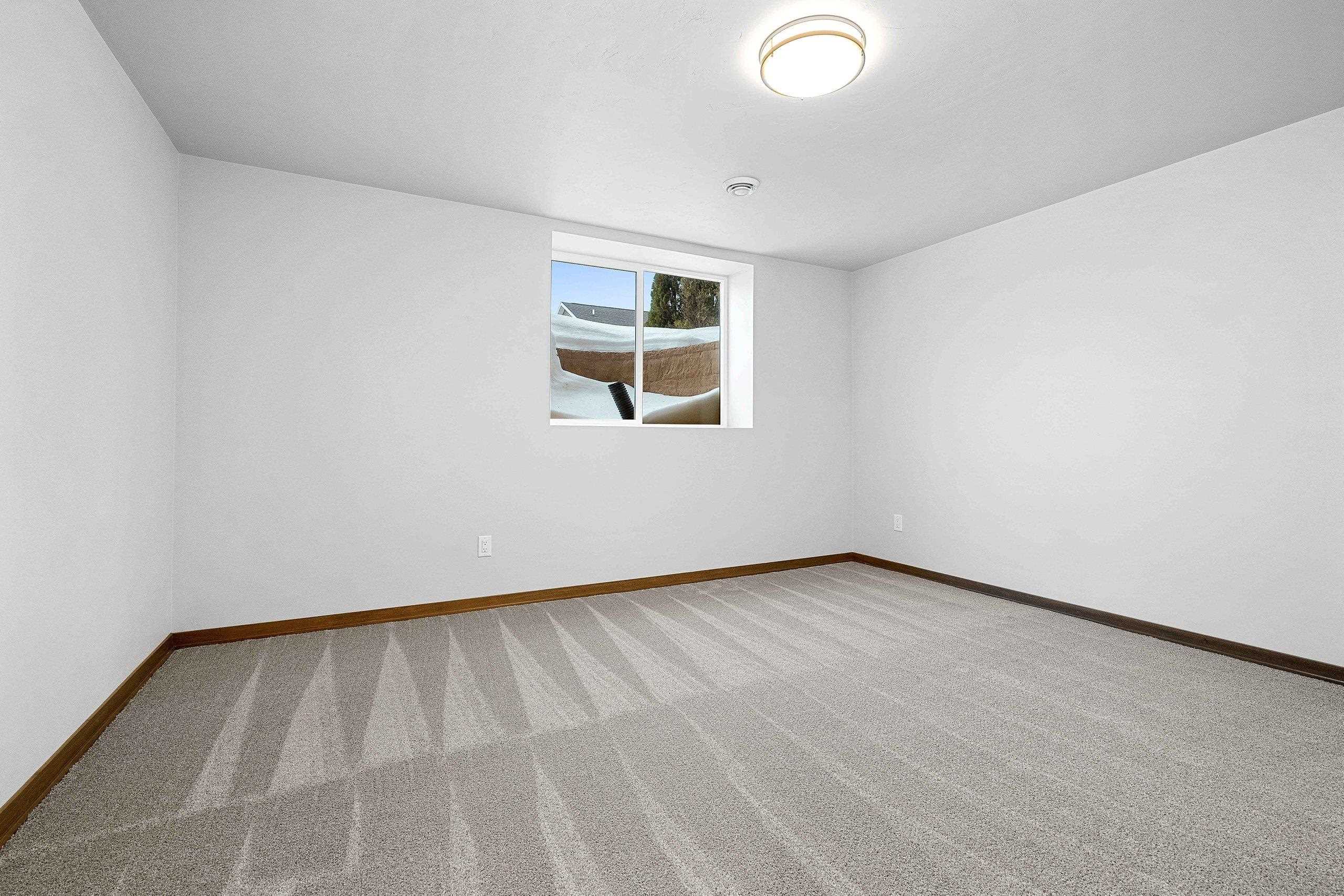 487 Papermill Circle Kimberly, WI 54136 - Photo 35 of 41