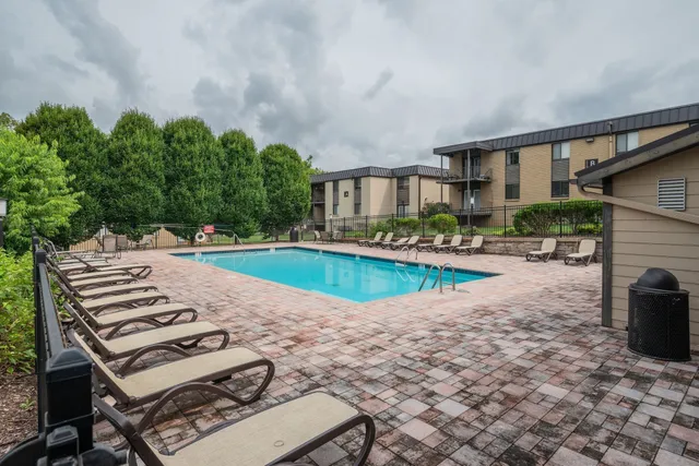 $174,900 | 6680 Charlotte Pike, Unit D13, Nashville, TN 37209