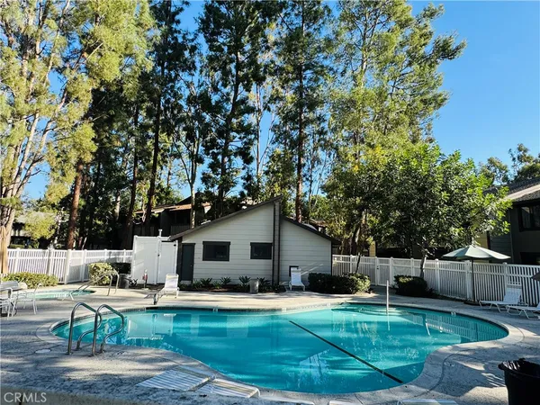 $2,350 | 20702 El Toro Road, Unit 309, Lake Forest, CA 92630