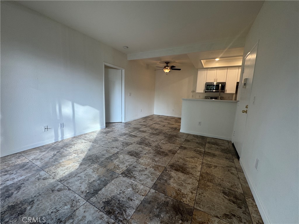 20702 El Toro Road, Unit 309 Lake Forest, CA 92630 - Photo 7 of 15