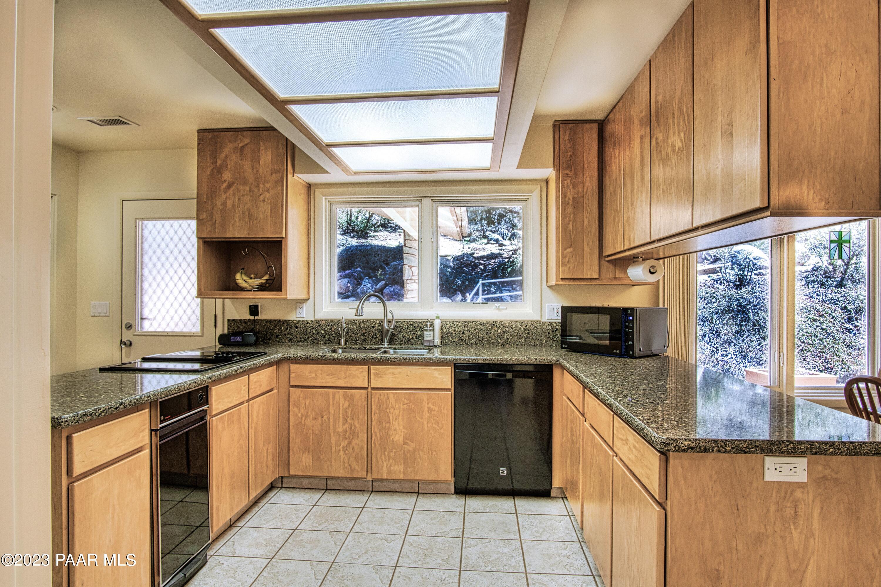57 Rill Road Prescott, AZ 86305 - Photo 13 of 51 Kitchen front