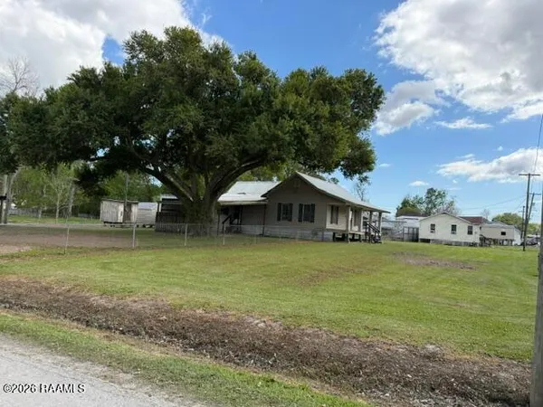 $93,000 | 214 North Suire Street, Erath, LA 70533