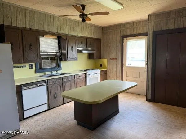 $93,000 | 214 North Suire Street, Erath, LA 70533
