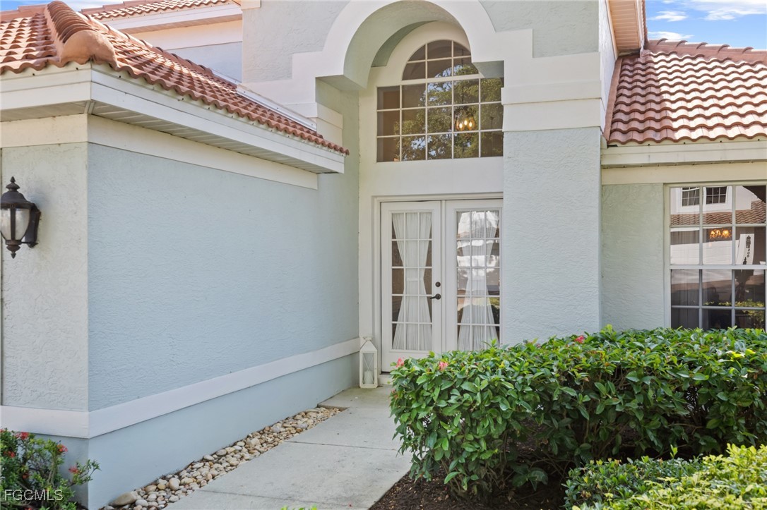 9821 Spring Run Boulevard Estero, FL 34135 - Photo 3 of 36