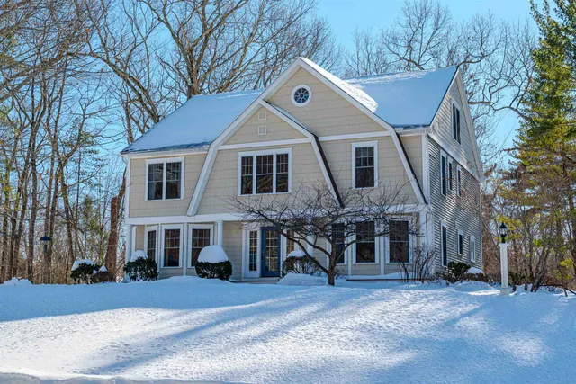 $1,250,000 | 3 Chisholm Farm Drive, Stratham, NH 03885