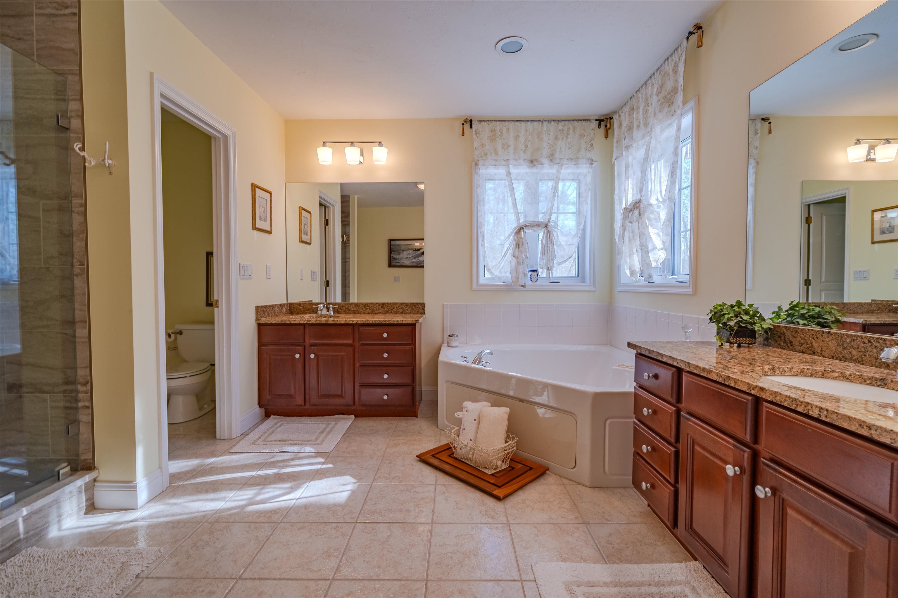 3 Chisholm Farm Drive Stratham, NH 03885 - Photo 29 of 47