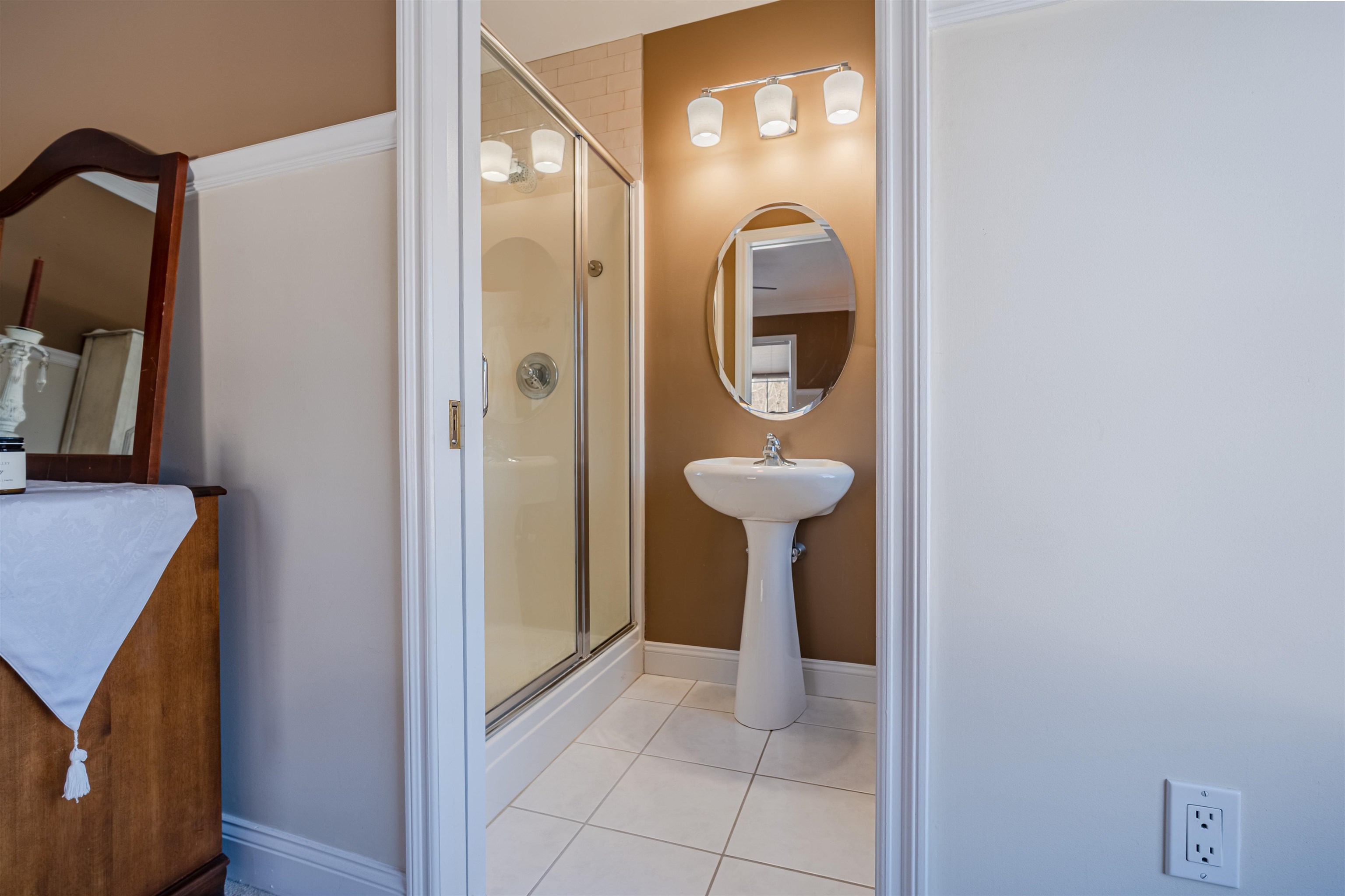 3 Chisholm Farm Drive Stratham, NH 03885 - Photo 36 of 47