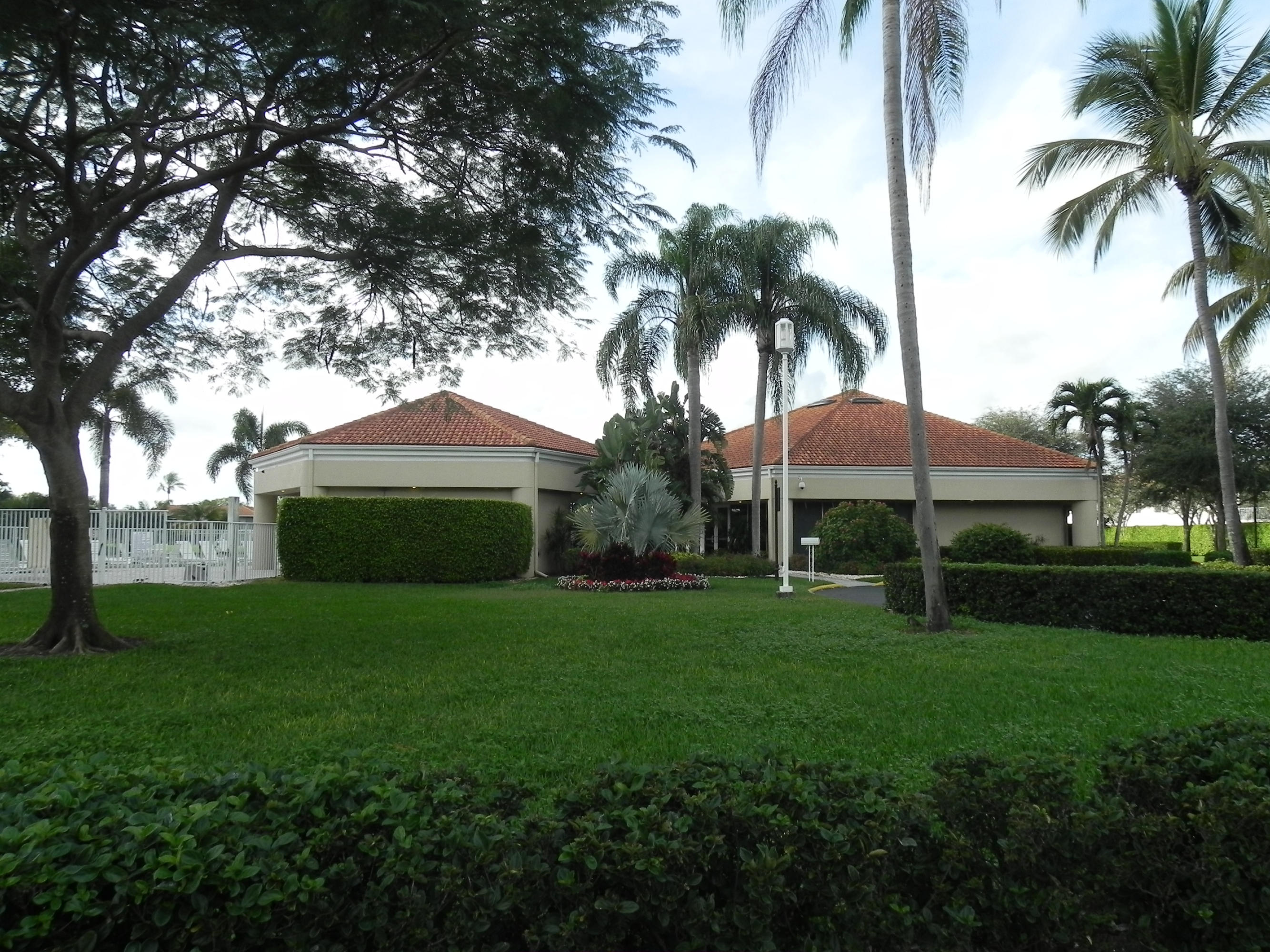 8609 Vía Giula Boca Raton, FL 33496 - Photo 32 of 40 Clubhouse