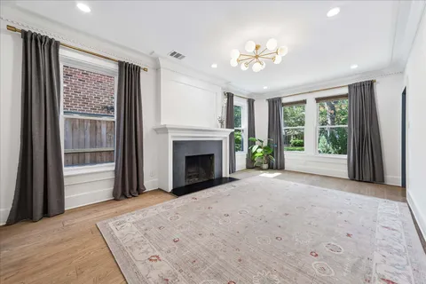 $1,495,000 | 1645 Kipling Street, Houston, TX 77006