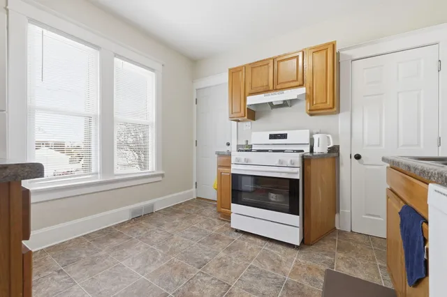 $259,900 | 6503 24th Avenue, Kenosha, WI 53143