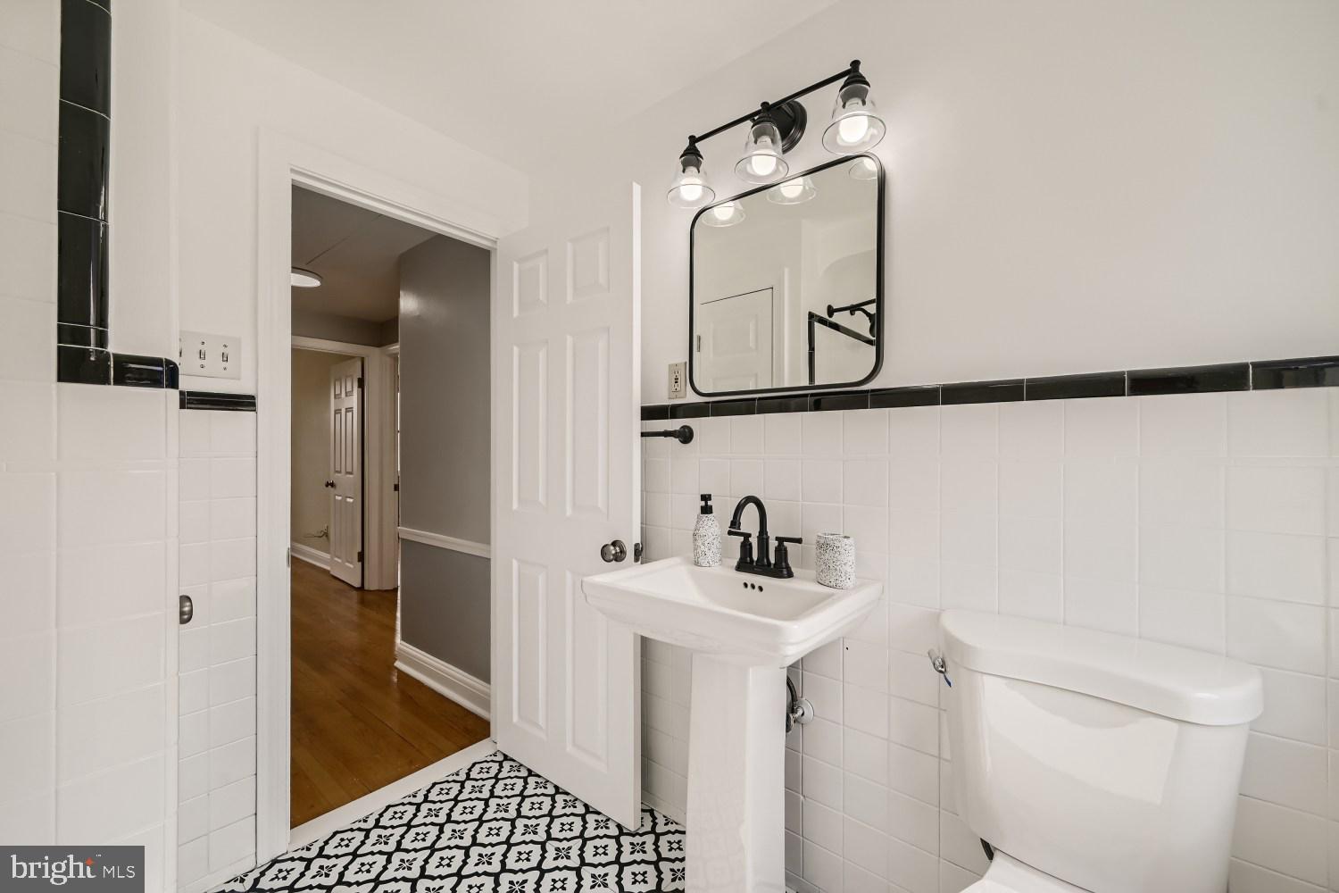 1108 Andover Road Baltimore, MD 21218 - Photo 14 of 21
