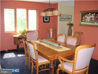 926 Scholl Road Pottstown, PA 19465 - Photo 5 of 12 Dining Room
