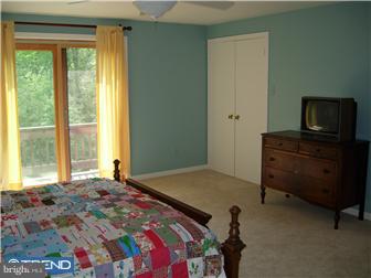 926 Scholl Road Pottstown, PA 19465 - Photo 8 of 12 Bedroom - Main