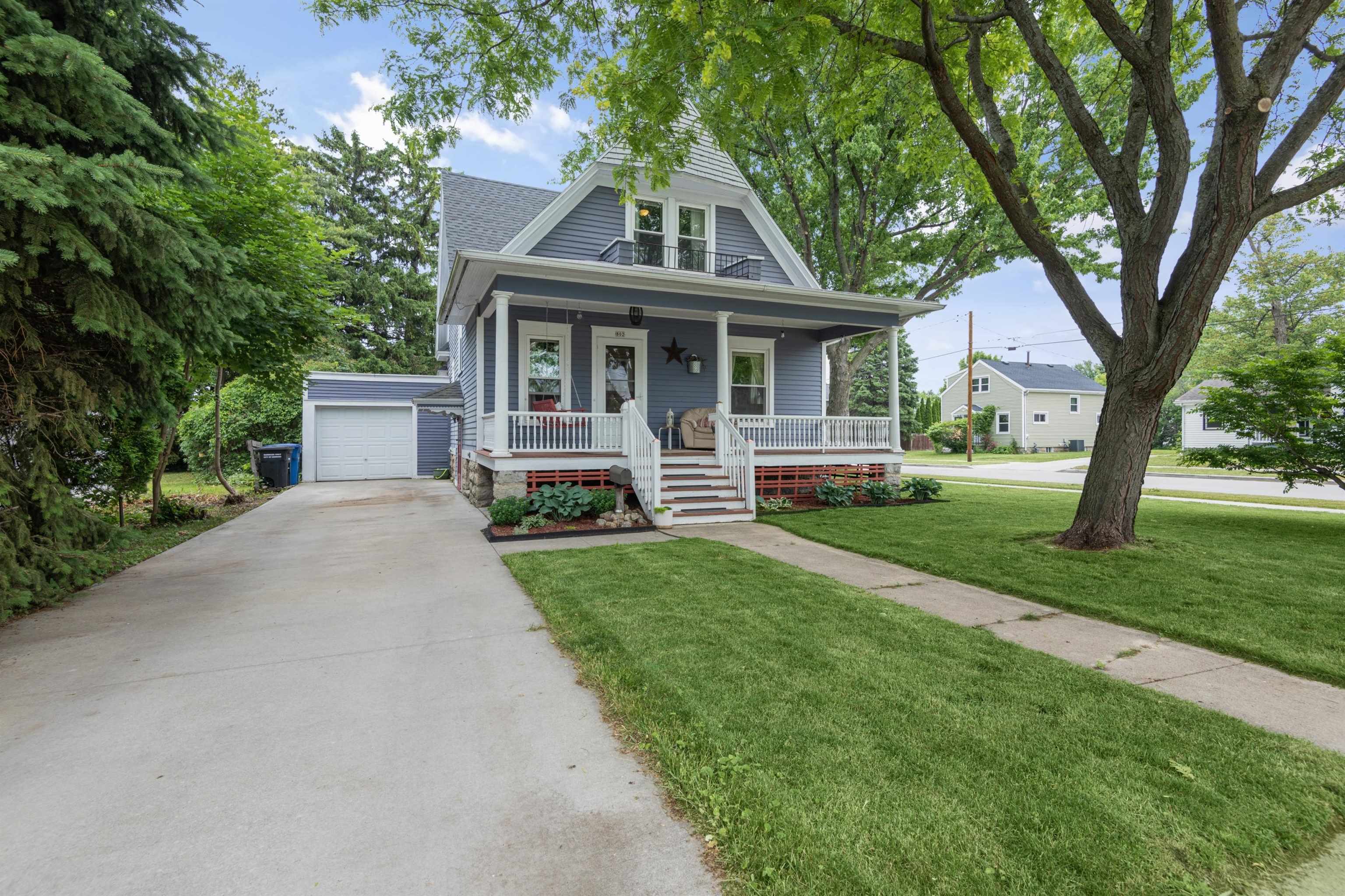 802 Mt Vernon Street Oshkosh, WI 54901 - Photo 1 of 1