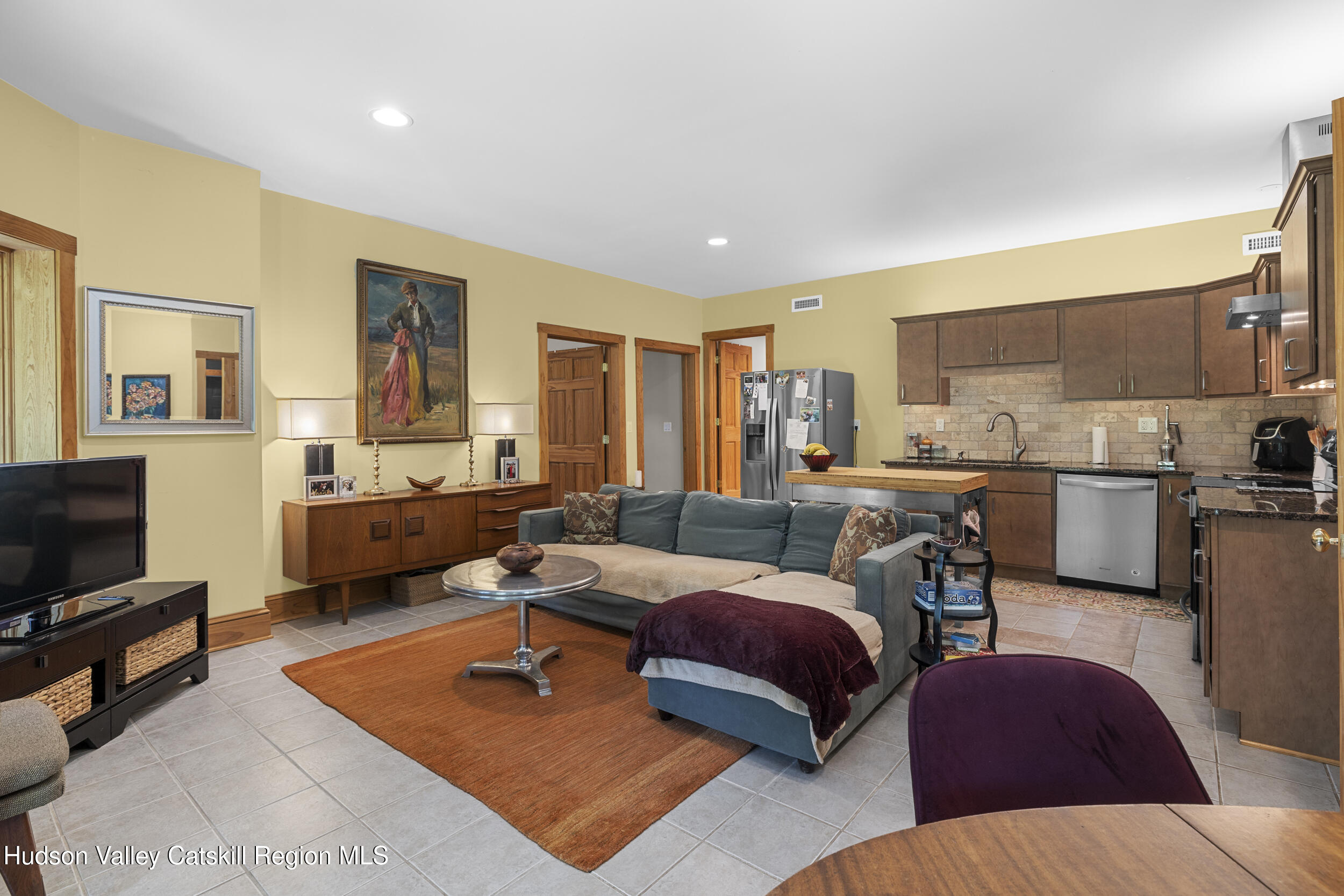 592 Swartekill Road Esopus, NY 12561 - Photo 26 of 38 592 apt lr kit