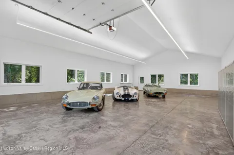 $1,595,000 | 592 Swartekill Road, Esopus, NY 12561