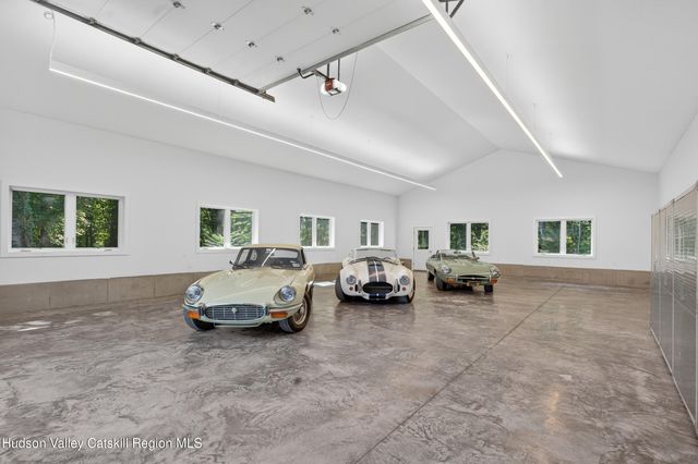 $1,595,000 | 592 Swartekill Road, Esopus, NY 12561