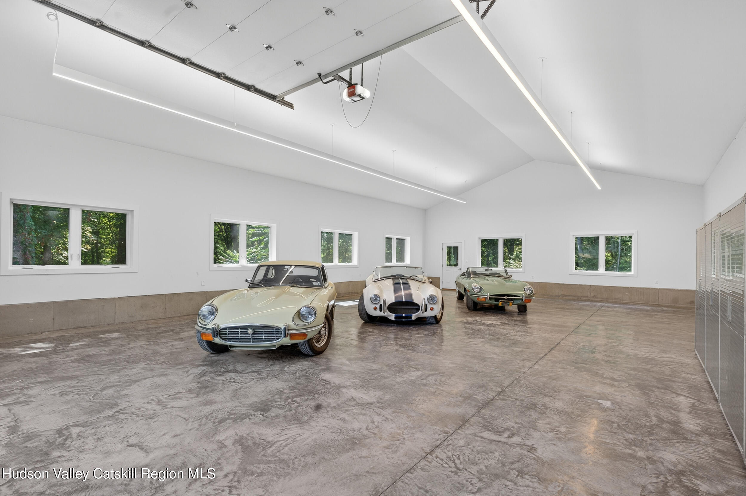 592 Swartekill Road Esopus, NY 12561 - Photo 30 of 38 garage 2