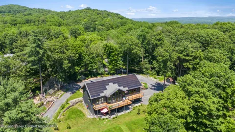 $1,595,000 | 592 Swartekill Road, Esopus, NY 12561