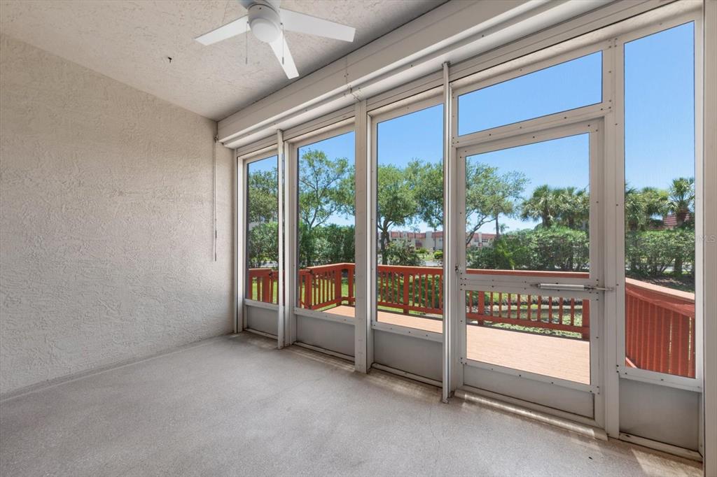 6330 99th Way North, Unit 14D Seminole, FL 33708 - Photo 17 of 35