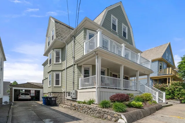 $1,300,000 | 20 Electric Avenue, Unit 2, Somerville, MA 02144