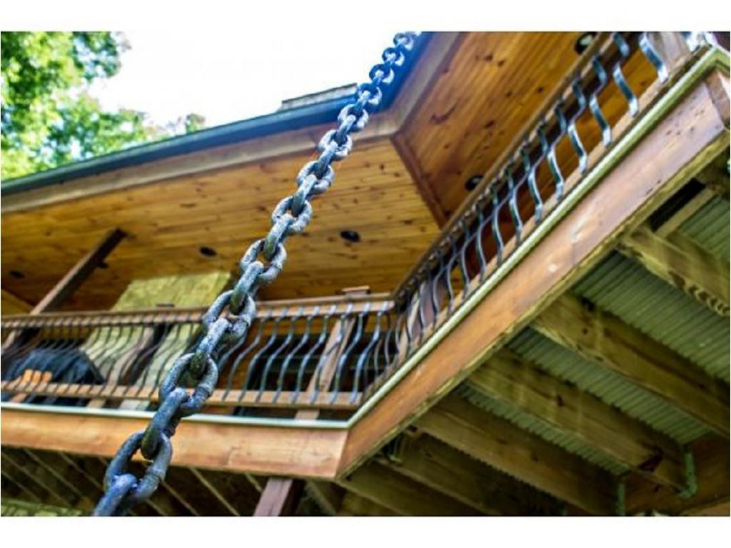 285 Claude Simmons Road Johnson City, TN 37604 - Photo 27 of 33 Chainlink Downspouts