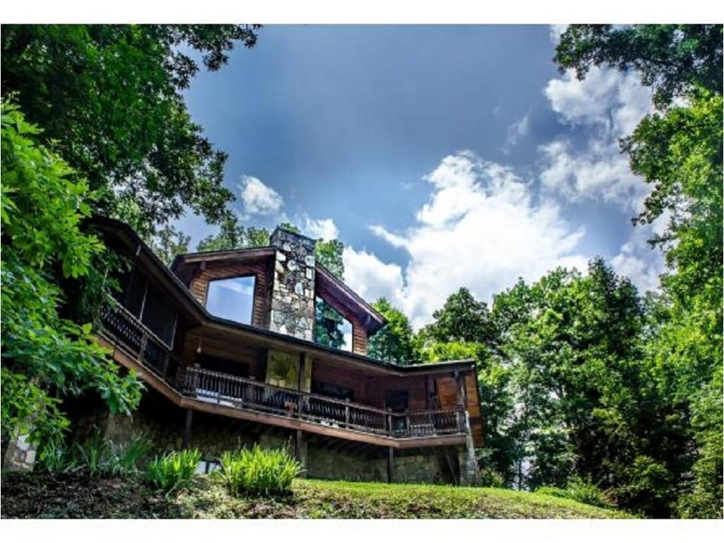 285 Claude Simmons Road Johnson City, TN 37604 - Photo 29 of 33 View of Upstairs