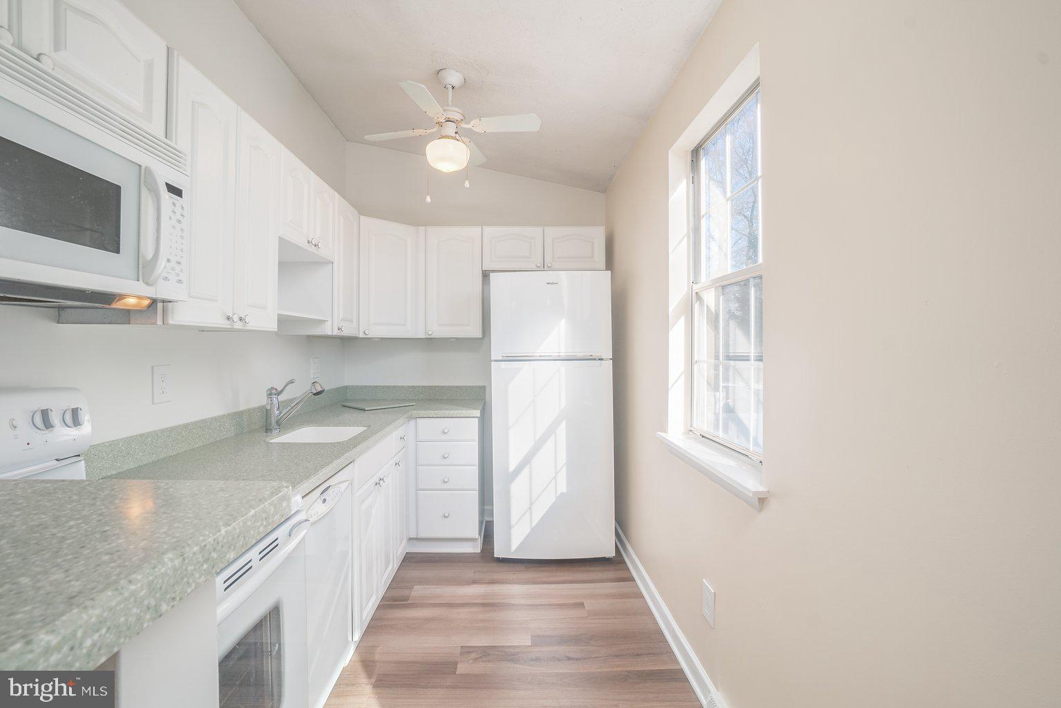 113 Haverhill Road Joppa, MD 21085 - Photo 9 of 41 Kitchen
