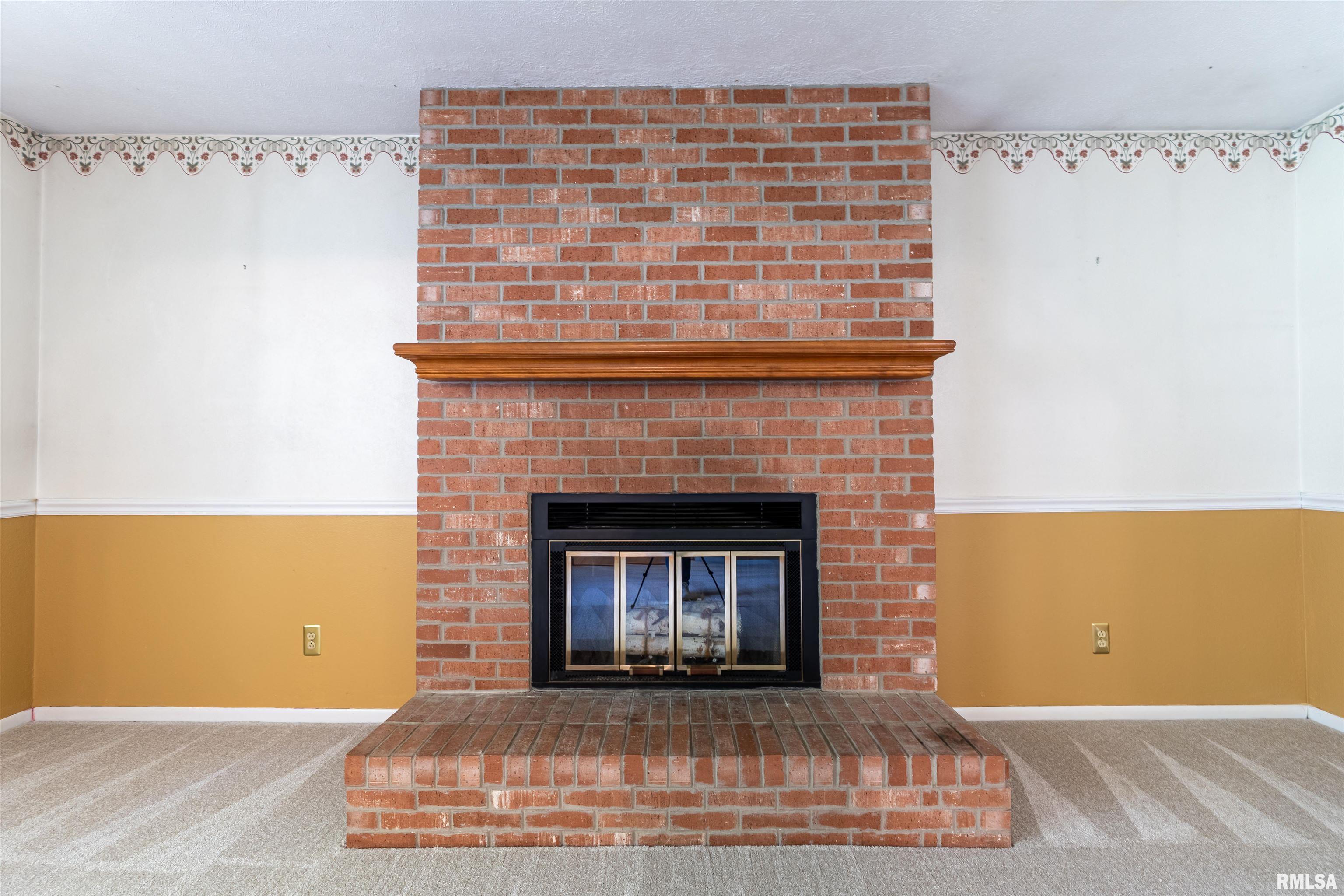 210 Riss Drive Normal, IL 61761 - Photo 8 of 39