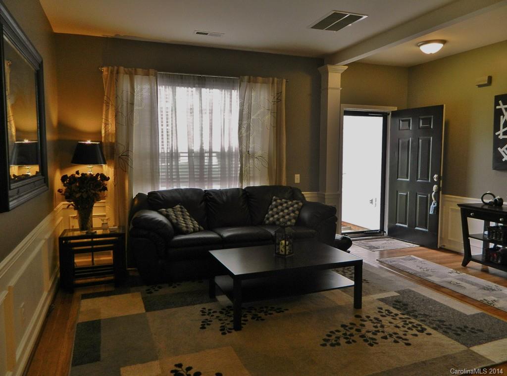 9121 Culcairn Road Huntersville, NC 28078 - Photo 3 of 18 Gallery Image 3