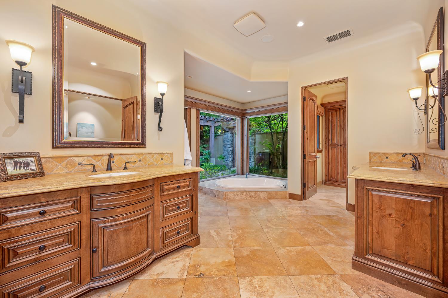 5183 Chelshire Downs Road Granite Bay, CA 95746 - Photo 15 of 42