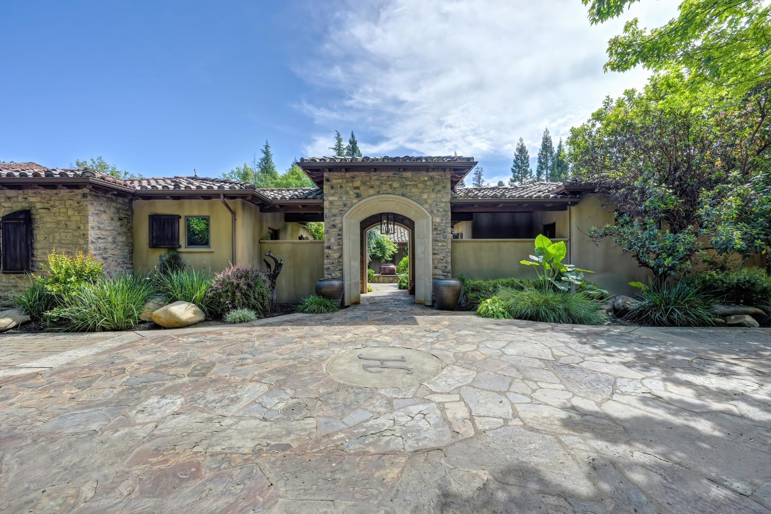 5183 Chelshire Downs Road Granite Bay, CA 95746 - Photo 4 of 42