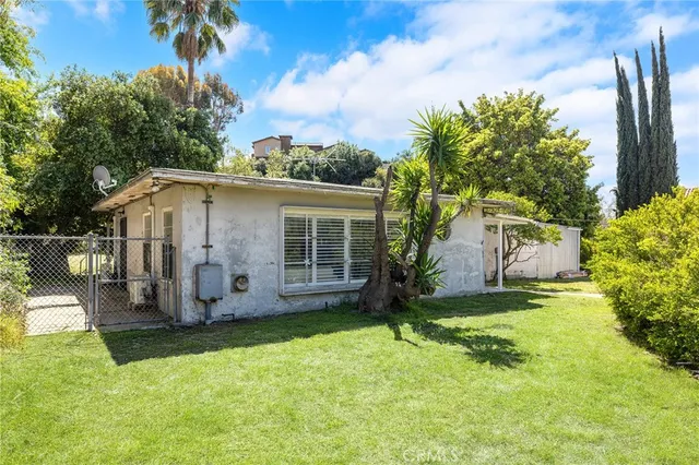 $1,080,000 | 1060 East Rte 66, Glendora, CA 91740