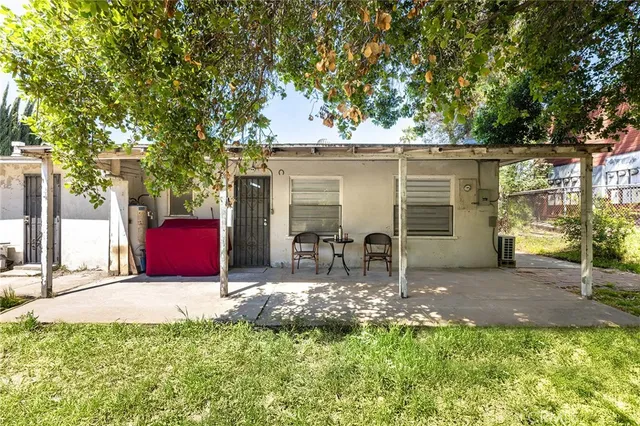 $1,080,000 | 1060 East Rte 66, Glendora, CA 91740