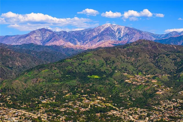 $1,080,000 | 1060 East Rte 66, Glendora, CA 91740